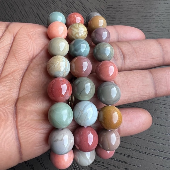 Jewelry - Alashan agate bracelet SIZE 6.75’ (one)